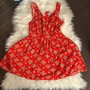 *FOREVER 21* Red patterned mini dress!